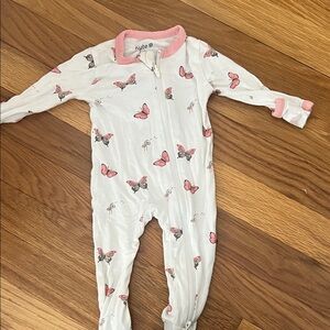 Kyte BABY White and Pink Butterfly Footie